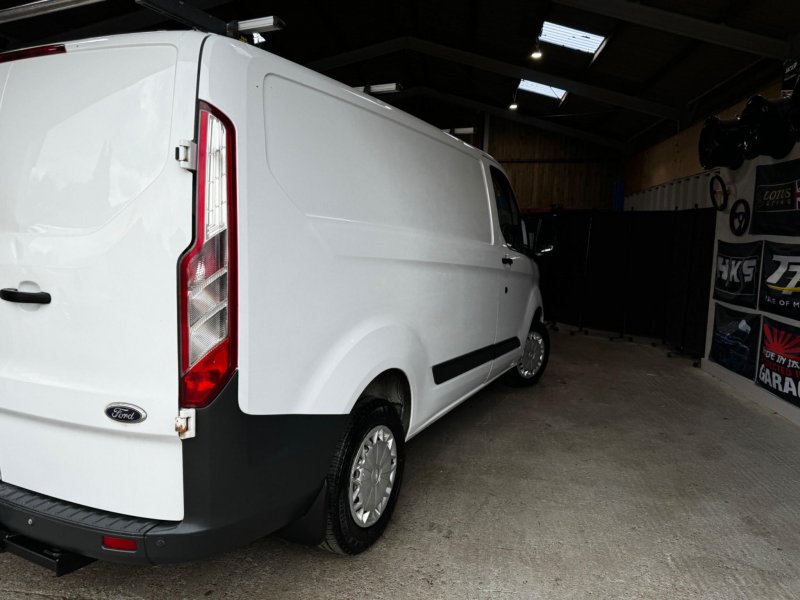 FORD TRANSIT CUSTOM