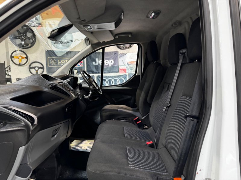 FORD TRANSIT CUSTOM