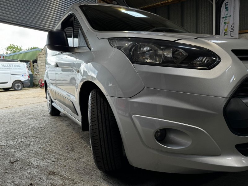 FORD TRANSIT CONNECT