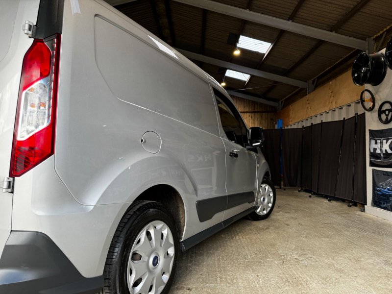 FORD TRANSIT CONNECT