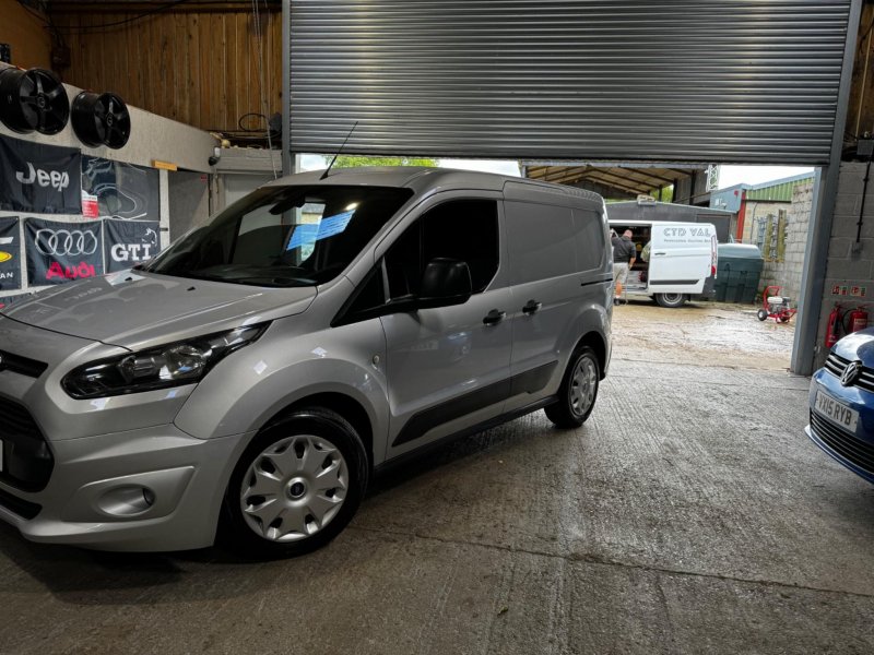 FORD TRANSIT CONNECT