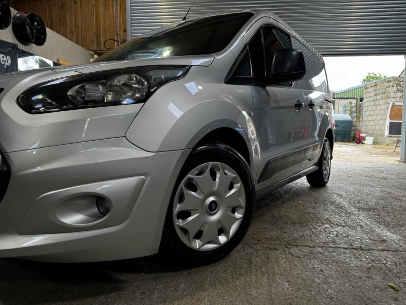 FORD TRANSIT CONNECT