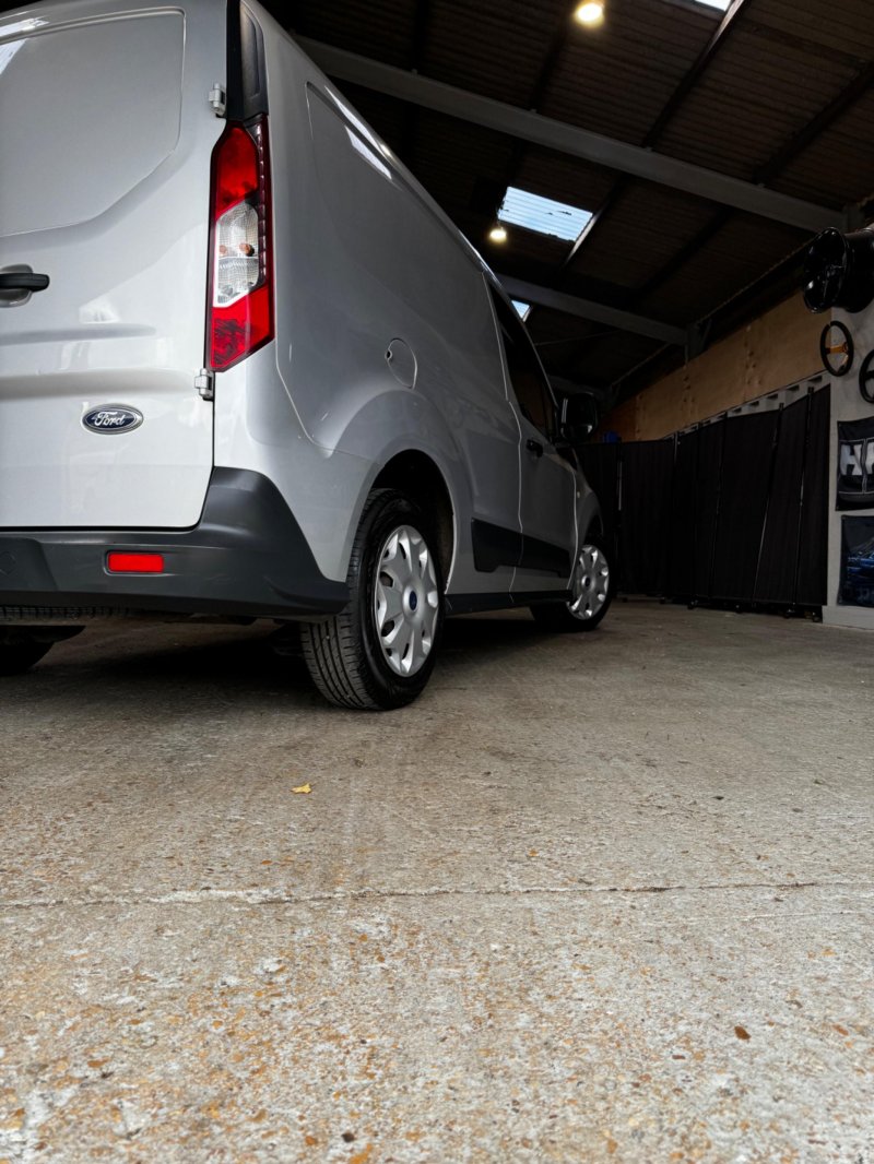 FORD TRANSIT CONNECT