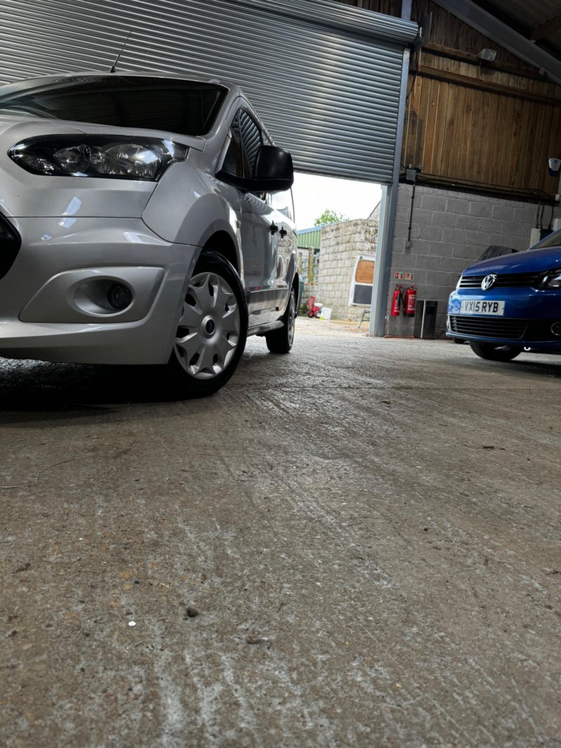 FORD TRANSIT CONNECT