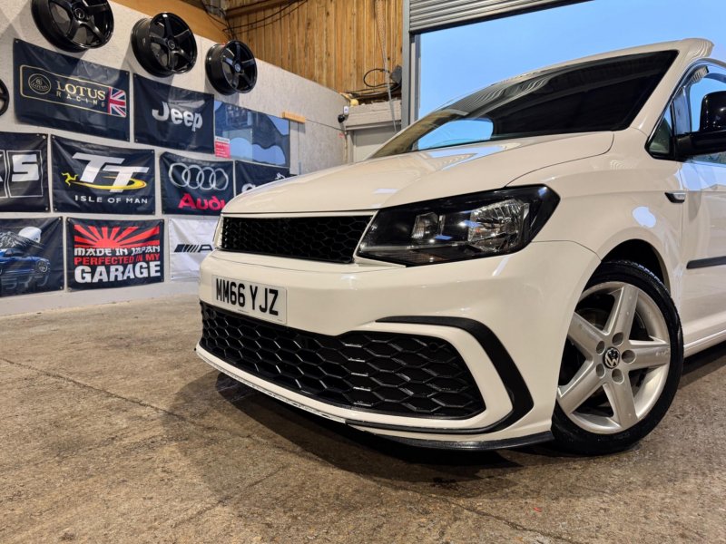 VOLKSWAGEN CADDY