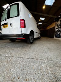 VOLKSWAGEN CADDY