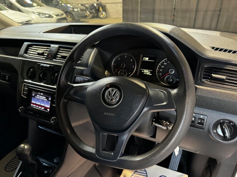 VOLKSWAGEN CADDY