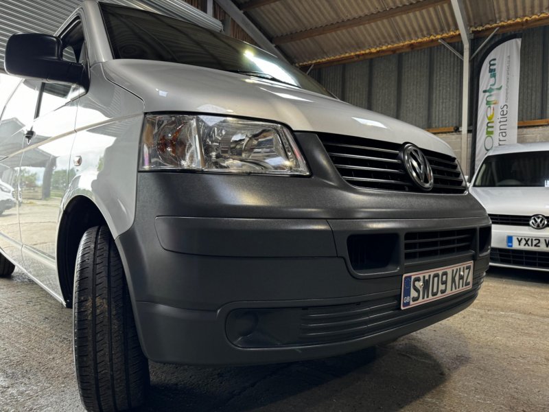 VOLKSWAGEN TRANSPORTER