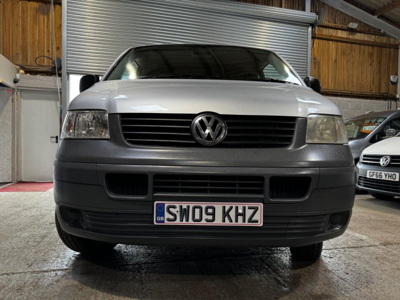 VOLKSWAGEN TRANSPORTER