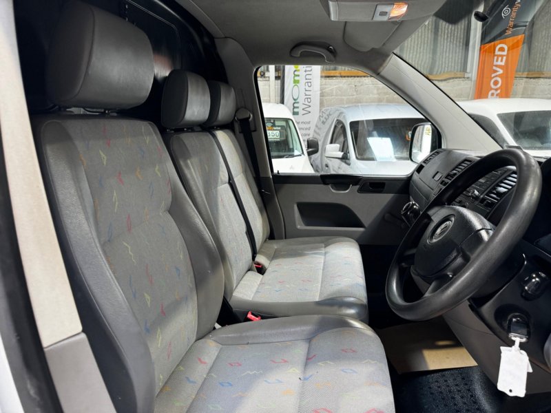 VOLKSWAGEN TRANSPORTER