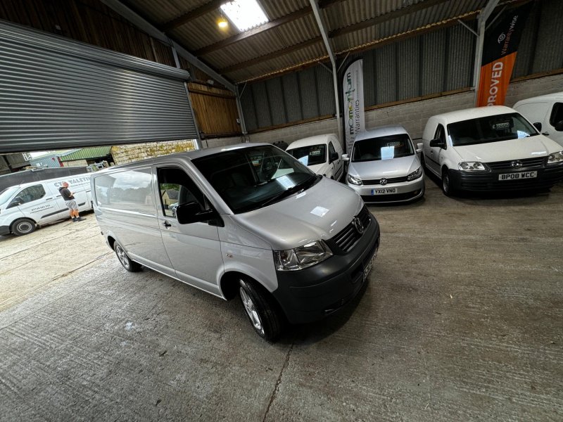 VOLKSWAGEN TRANSPORTER