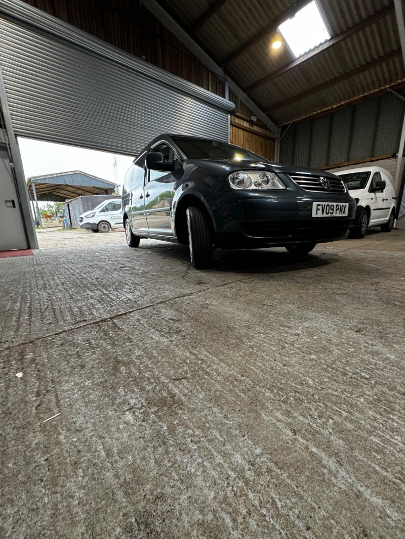 VOLKSWAGEN CADDY MAXI