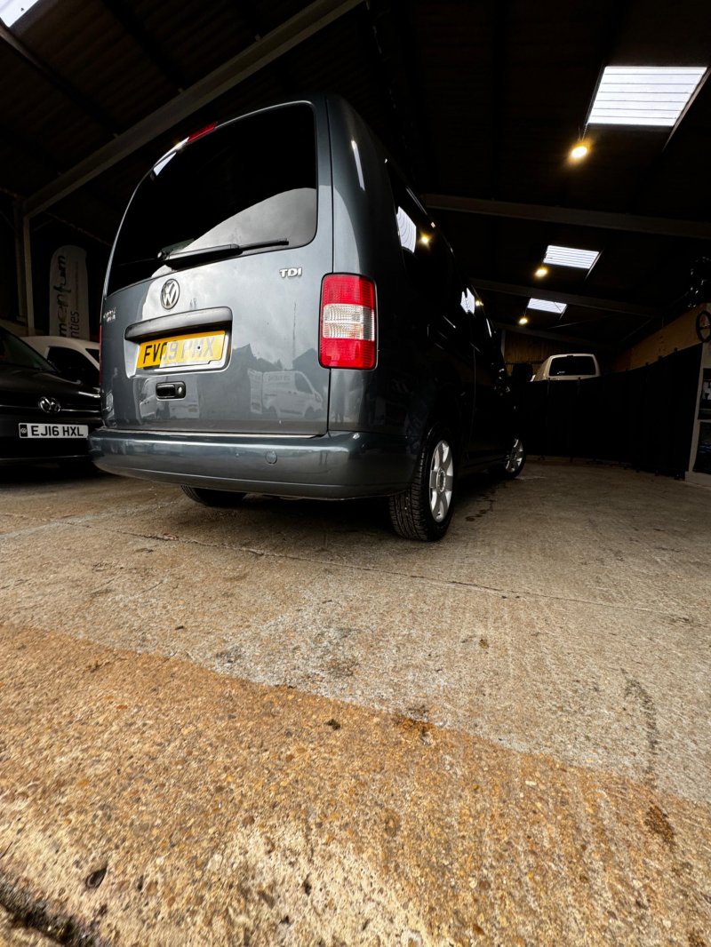 VOLKSWAGEN CADDY MAXI