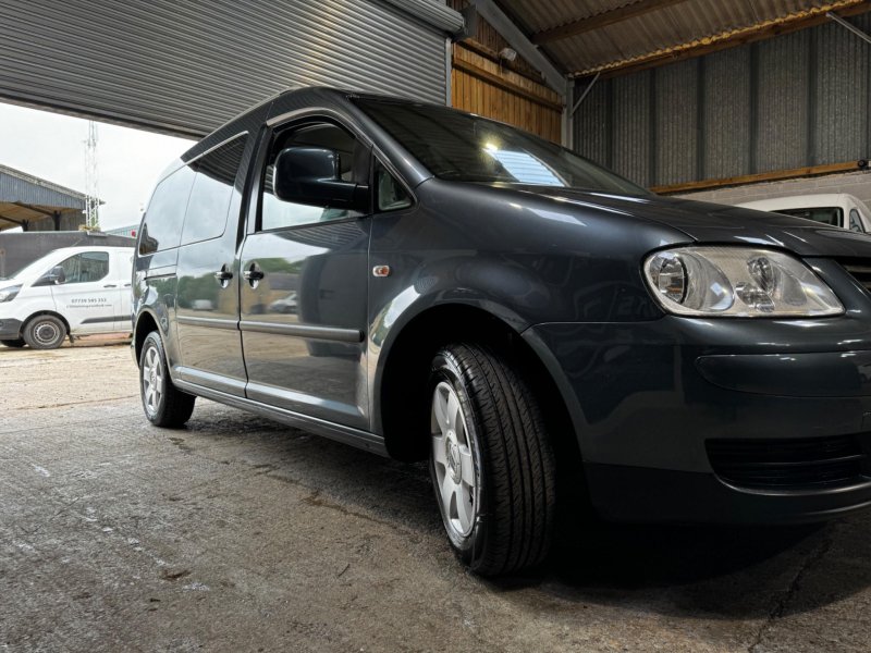 VOLKSWAGEN CADDY MAXI