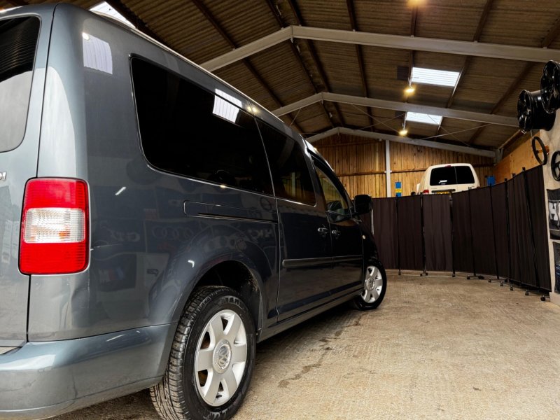 VOLKSWAGEN CADDY MAXI