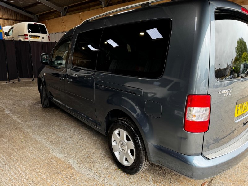 VOLKSWAGEN CADDY MAXI