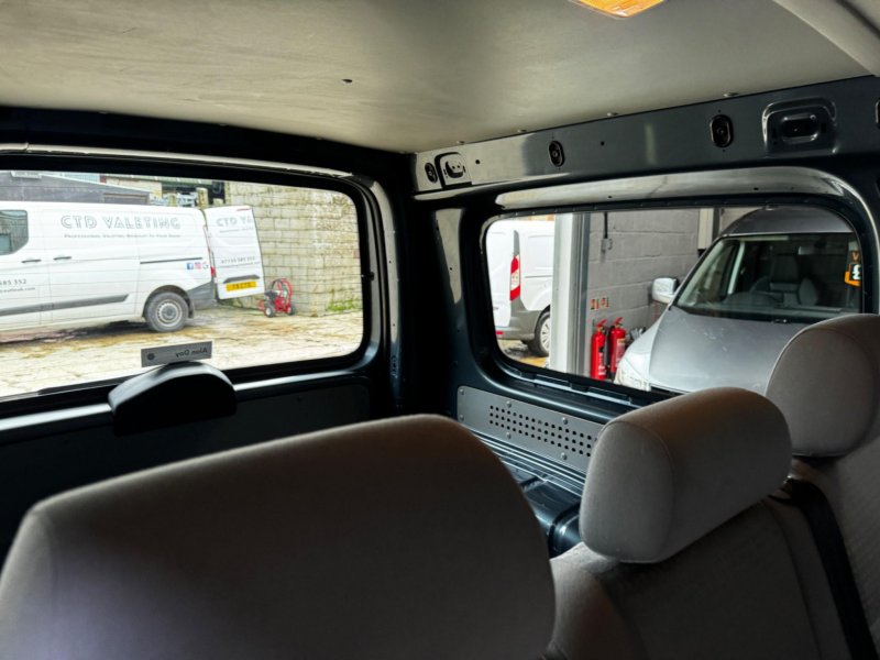 VOLKSWAGEN CADDY MAXI
