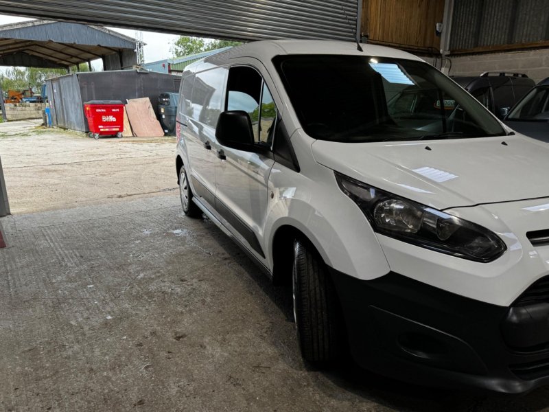 FORD TRANSIT CONNECT