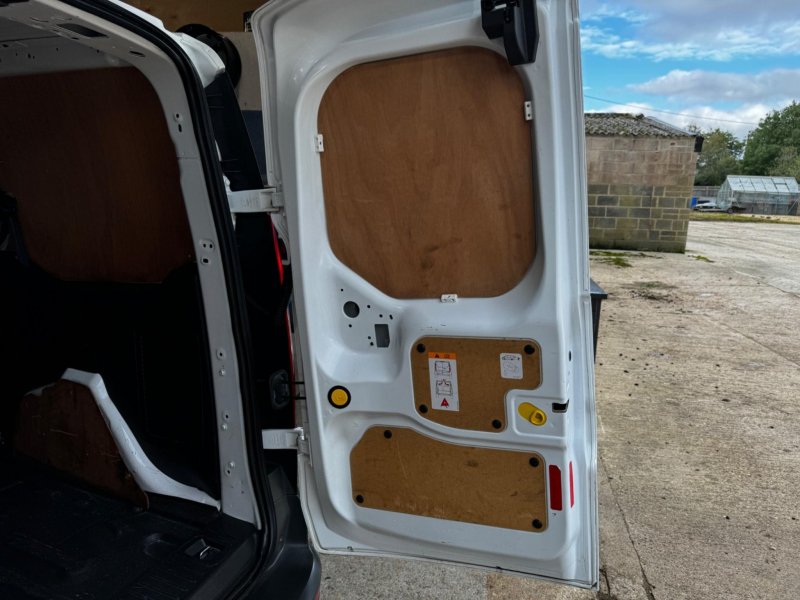 FORD TRANSIT CONNECT