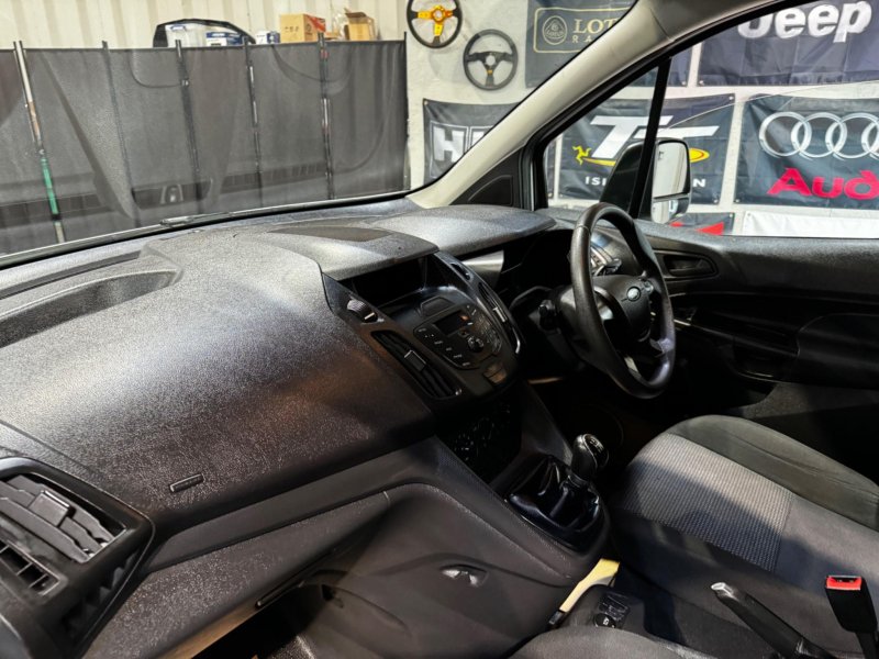 FORD TRANSIT CONNECT