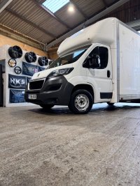 PEUGEOT BOXER
