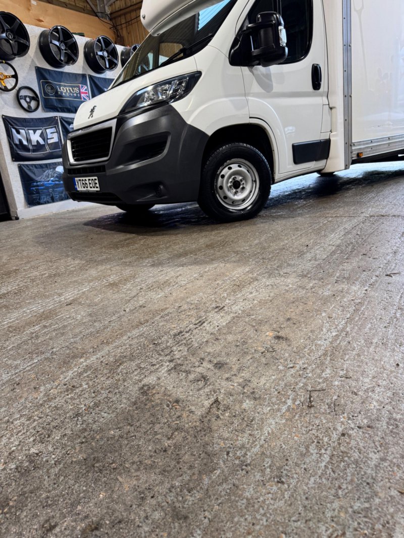 PEUGEOT BOXER