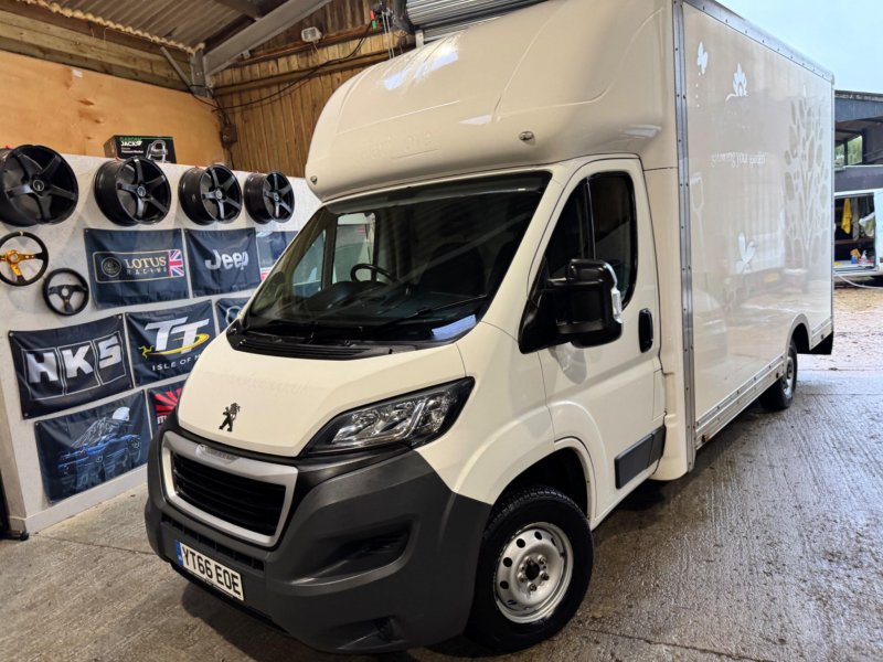 PEUGEOT BOXER