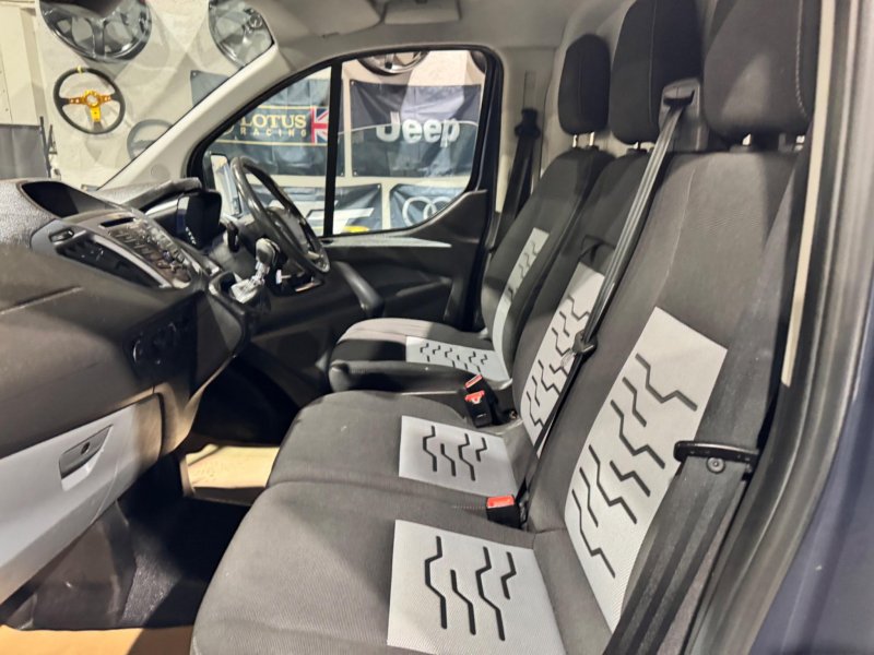 FORD TRANSIT CUSTOM