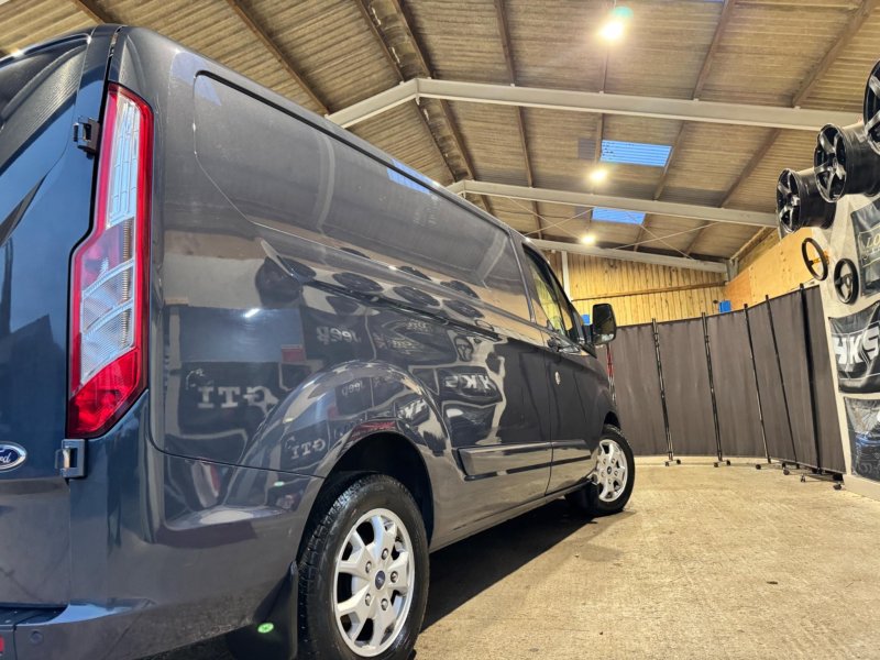 FORD TRANSIT CUSTOM