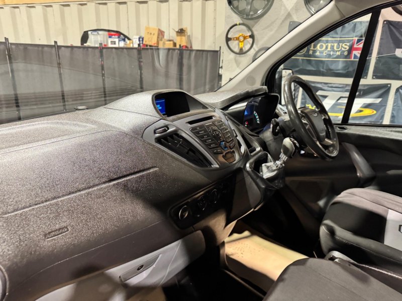 FORD TRANSIT CUSTOM