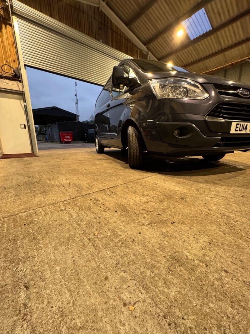 FORD TRANSIT CUSTOM
