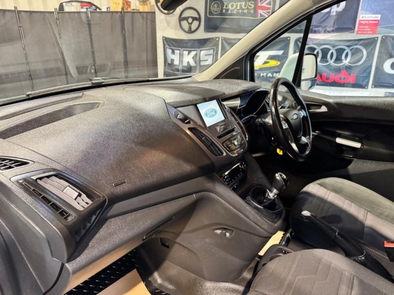 FORD TRANSIT CONNECT