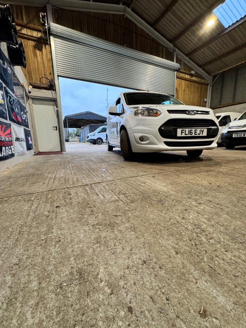 FORD TRANSIT CONNECT