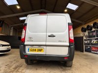 TOYOTA PROACE