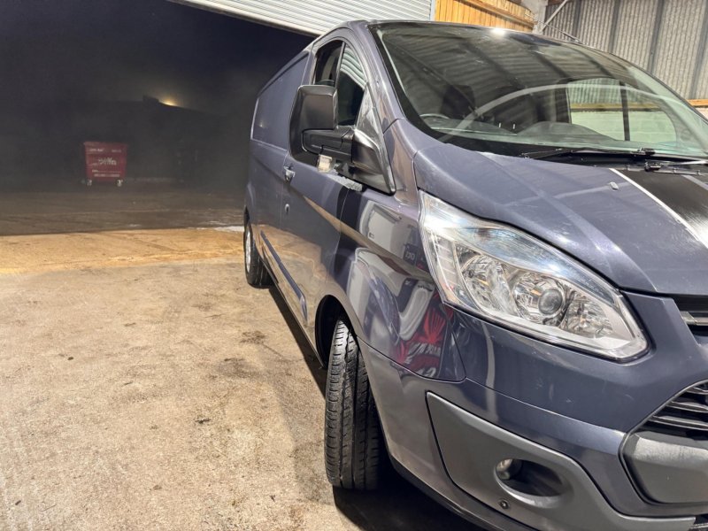 FORD TRANSIT CUSTOM