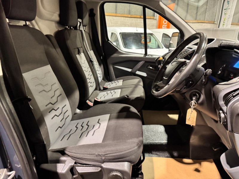 FORD TRANSIT CUSTOM