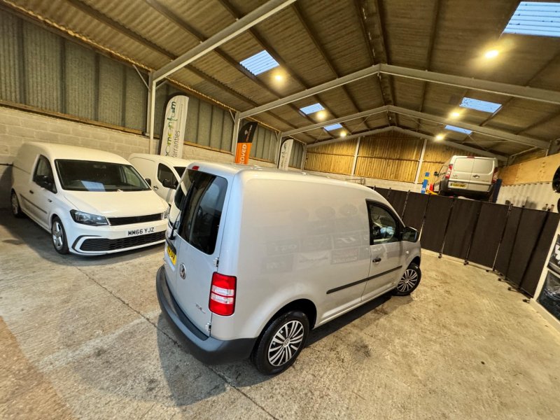 VOLKSWAGEN CADDY