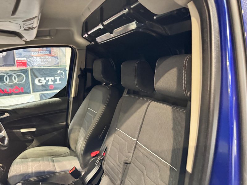 FORD TRANSIT CONNECT
