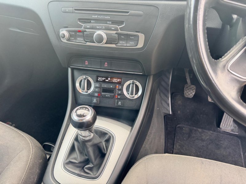AUDI Q3