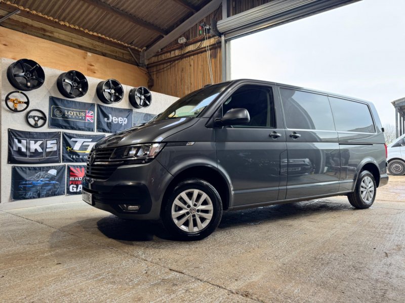VOLKSWAGEN TRANSPORTER