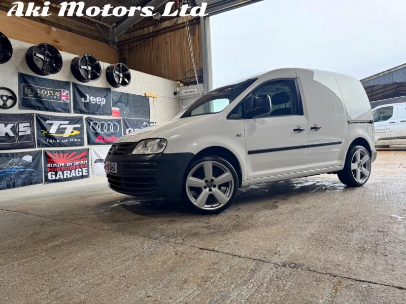 VOLKSWAGEN CADDY