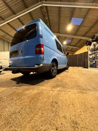 VOLKSWAGEN TRANSPORTER