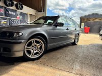 BMW 3 SERIES