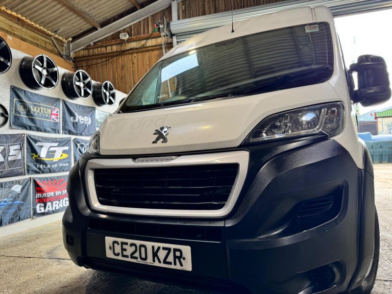 PEUGEOT BOXER
