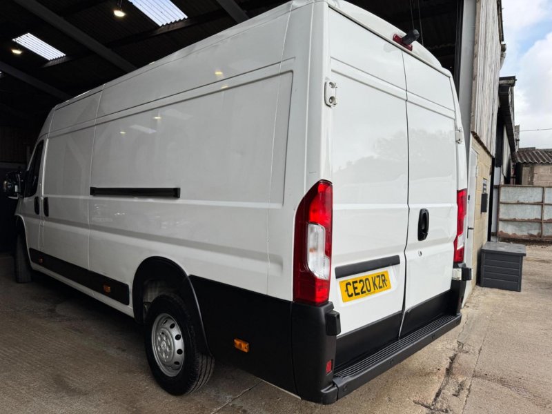 PEUGEOT BOXER