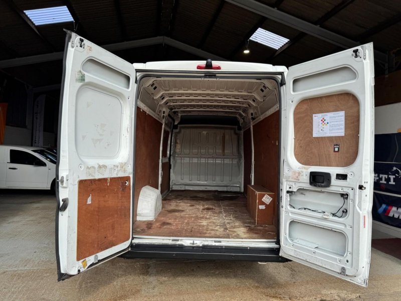 PEUGEOT BOXER