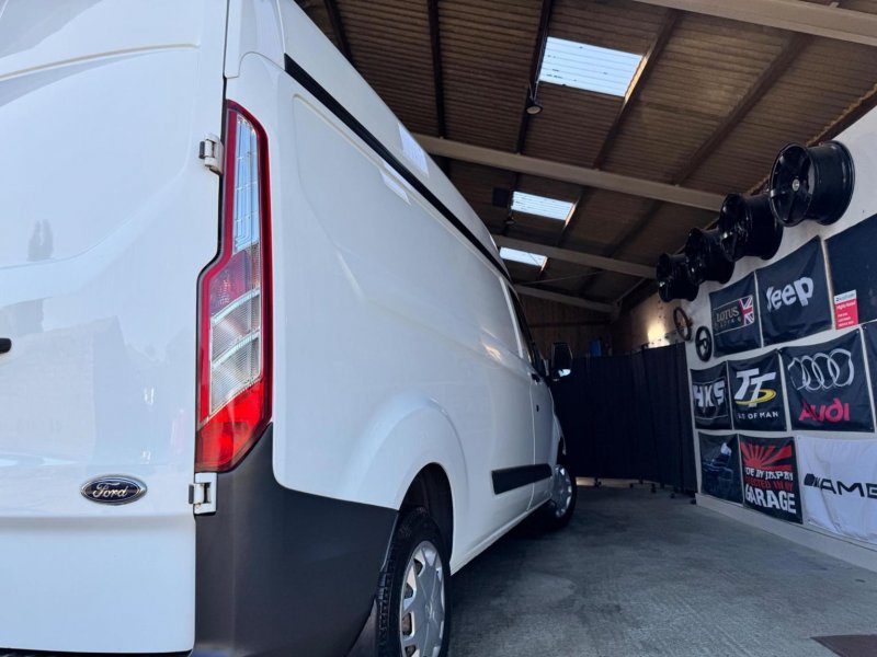 FORD TRANSIT CUSTOM