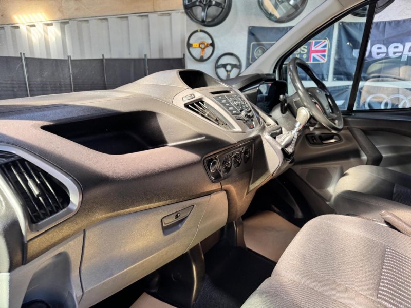 FORD TRANSIT CUSTOM