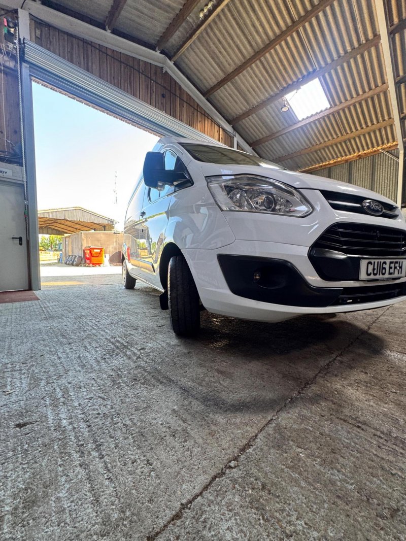 FORD TRANSIT CUSTOM