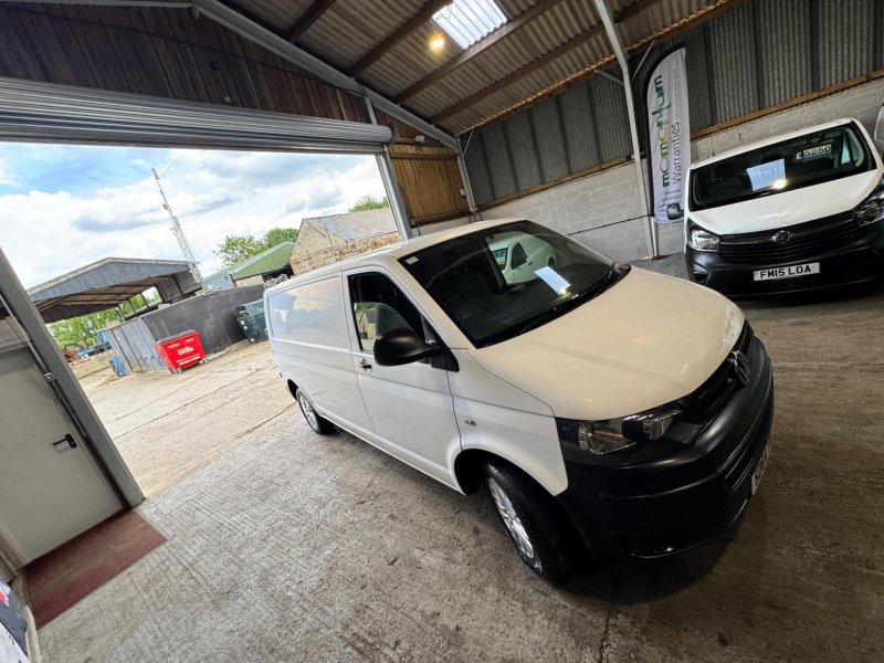 VOLKSWAGEN TRANSPORTER